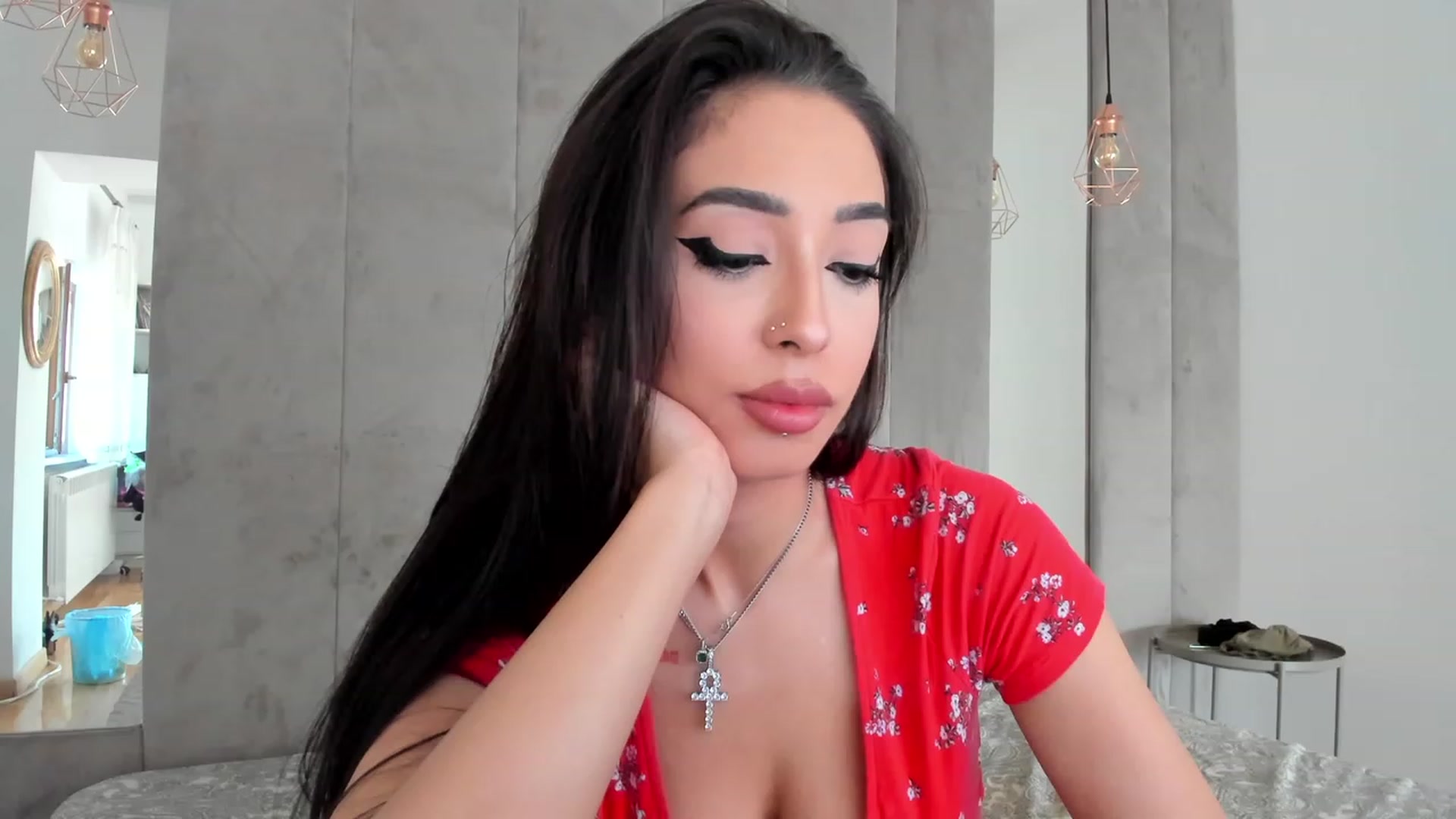 Gallery image thumbnail from AwesomeJolie's myfreecams stream on, 08/13/2023, 09:34 image 14 of 20
