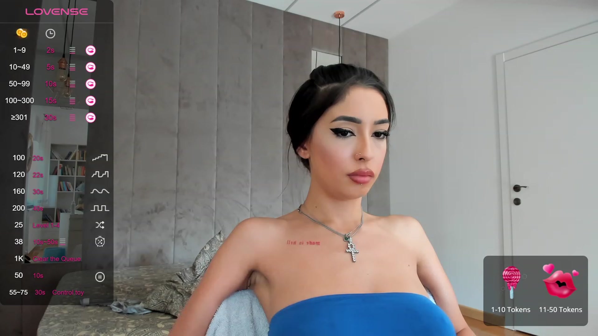Gallery image thumbnail from AwesomeJolie's myfreecams stream on, 08/26/2023, 12:07 image 8 of 20