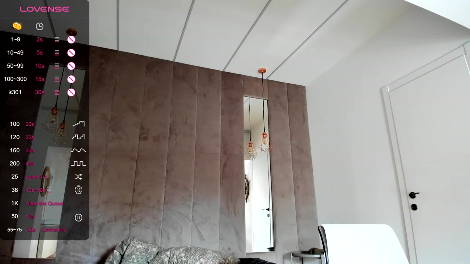 Gallery image thumbnail from AwesomeJolie's myfreecams stream on, 09/25/2023, 12:06 image 9 of 20