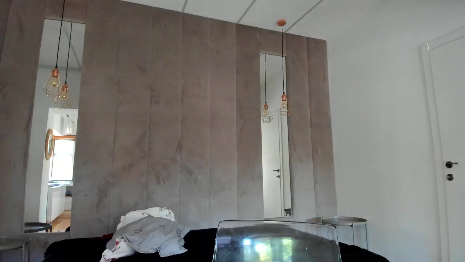 Gallery image thumbnail from AwesomeJolie's myfreecams stream on, 06/16/2024, 09:00 image 19 of 20