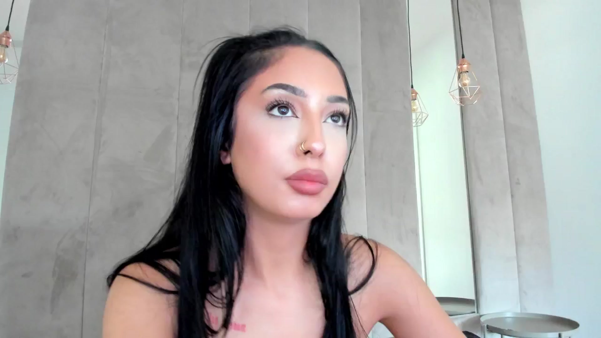 Gallery image thumbnail from AwesomeJolie's myfreecams stream on, 06/23/2024, 13:25 image 18 of 20