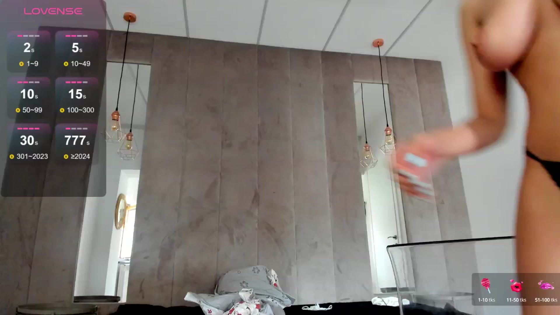 Gallery image thumbnail from AwesomeJolie's myfreecams stream on, 06/30/2024, 12:56 image 10 of 20