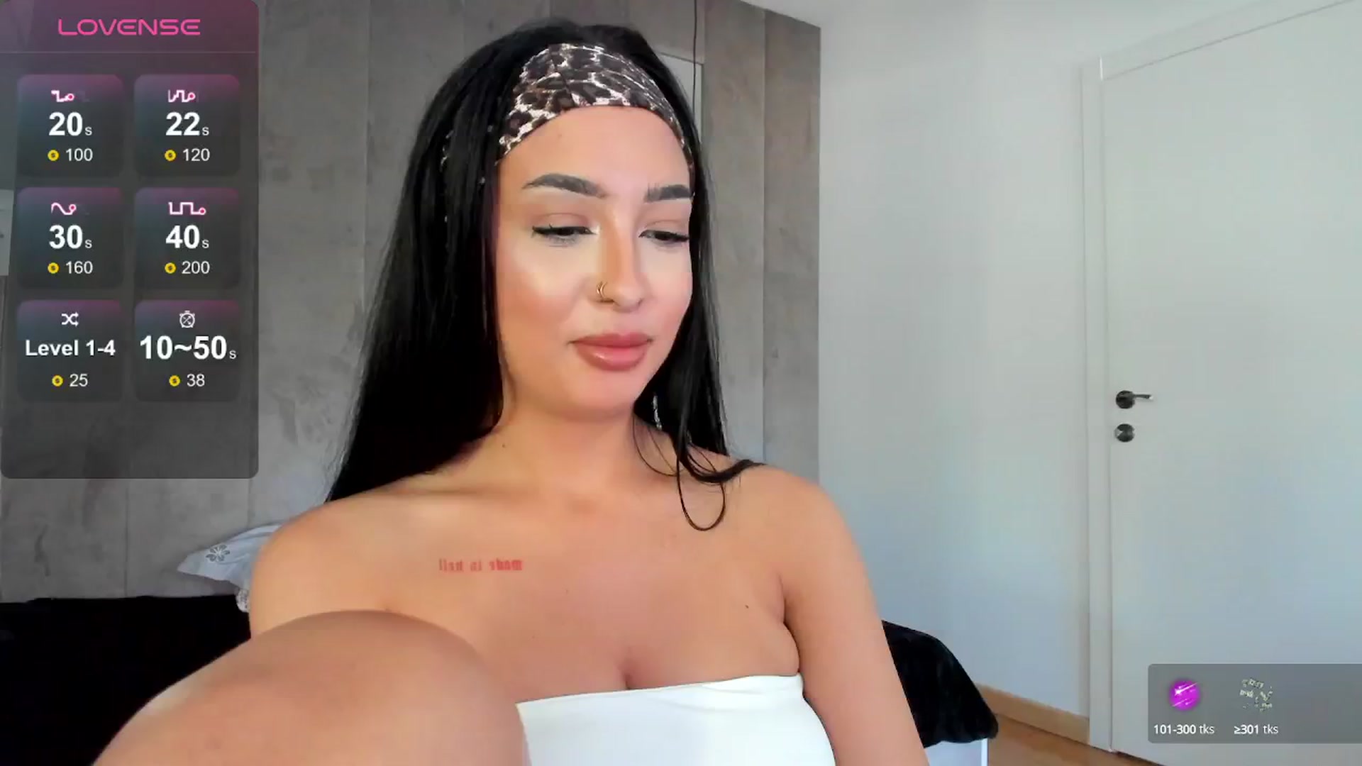 Gallery image thumbnail from AwesomeJolie's myfreecams stream on, 07/07/2024, 14:15 image 13 of 20