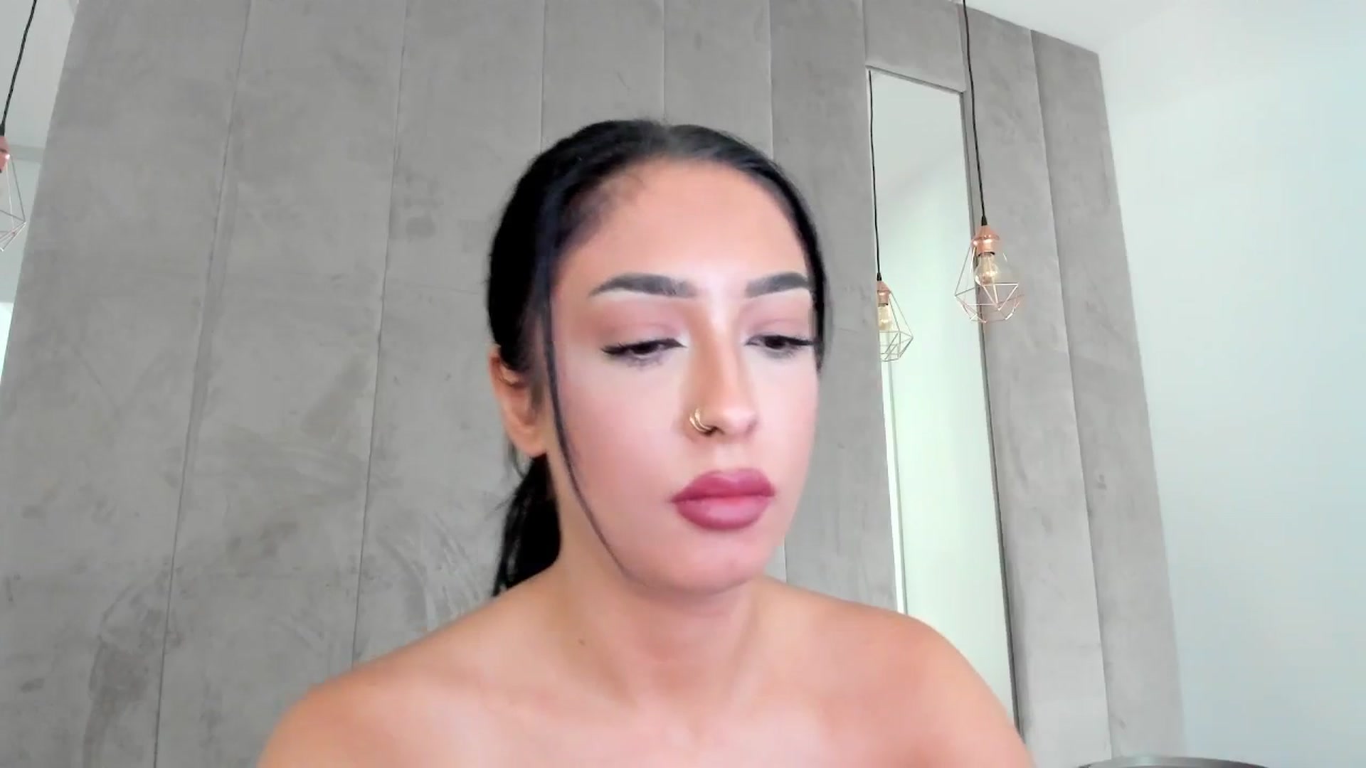 Gallery image thumbnail from AwesomeJolie's myfreecams stream on, 07/14/2024, 15:01 image 8 of 20