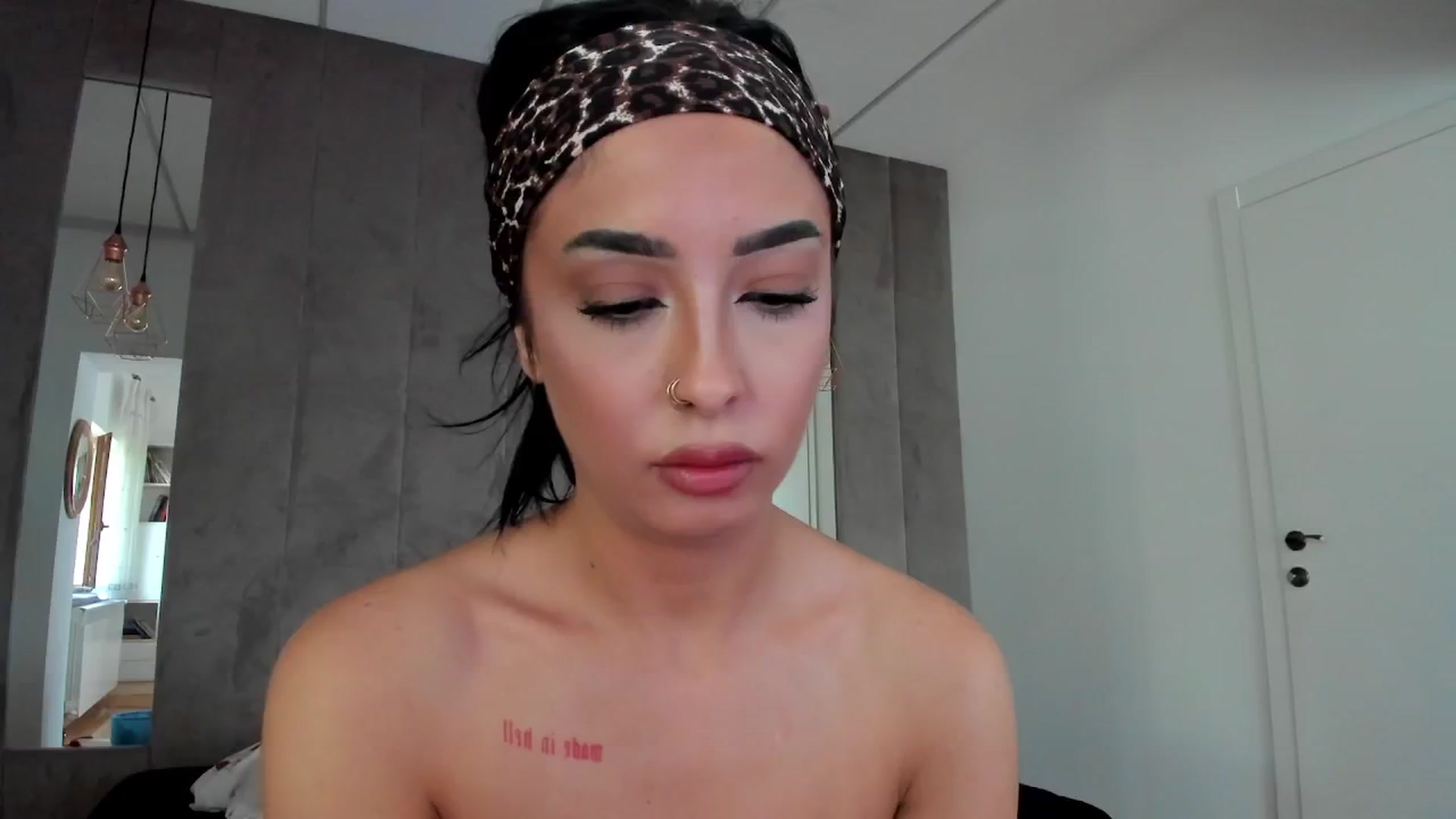 Gallery image thumbnail from AwesomeJolie's myfreecams stream on, 07/19/2024, 14:38 image 3 of 20