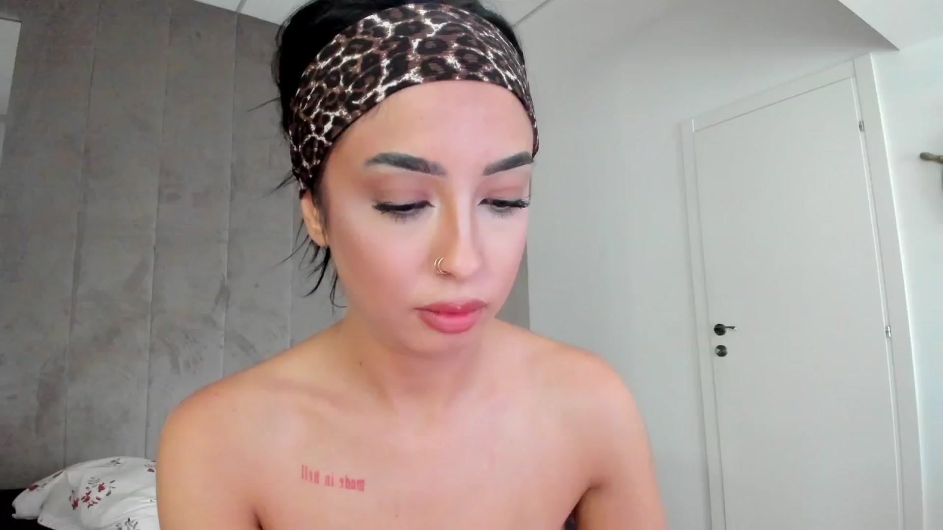 Gallery image thumbnail from AwesomeJolie's myfreecams stream on, 07/19/2024, 14:38 image 12 of 20