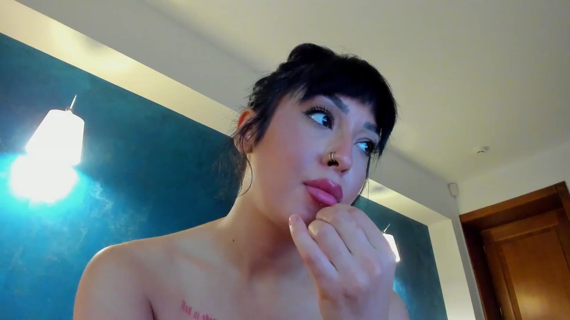 Gallery image thumbnail from AwesomeJolie's myfreecams stream on, 11/29/2024, 12:37 image 4 of 20