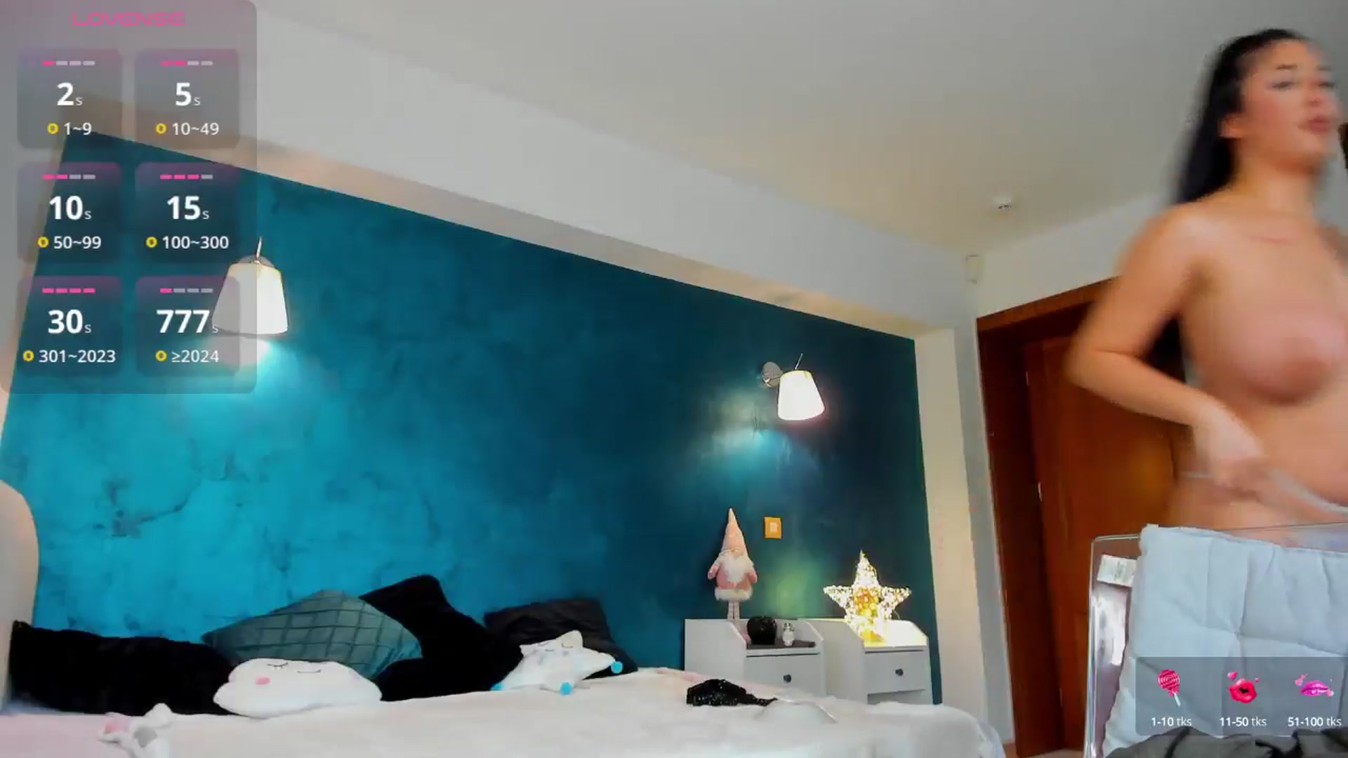 Gallery image thumbnail from AwesomeJolie's myfreecams stream on, 04/10/2025, 11:49 image 20 of 20