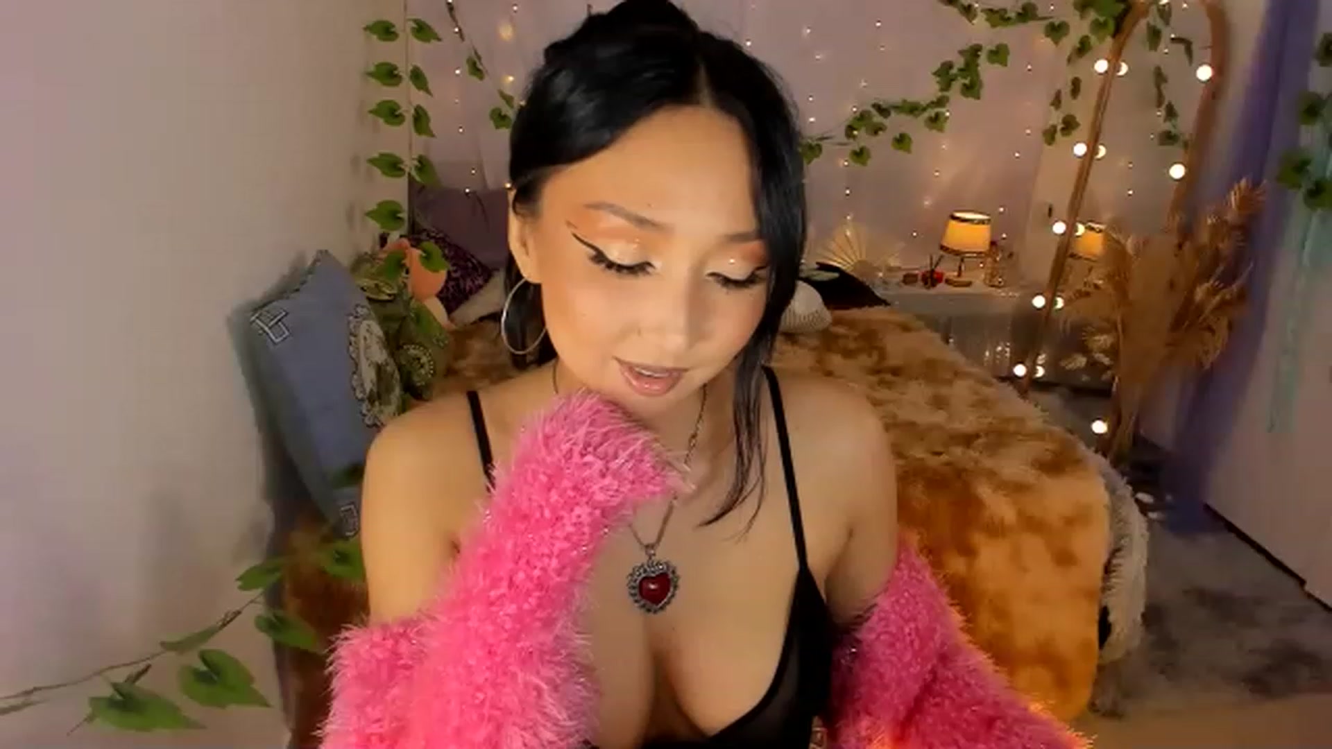 Gallery image thumbnail from Awesome__Jane's myfreecams stream on, 01/22/2023, 21:56 image 16 of 20
