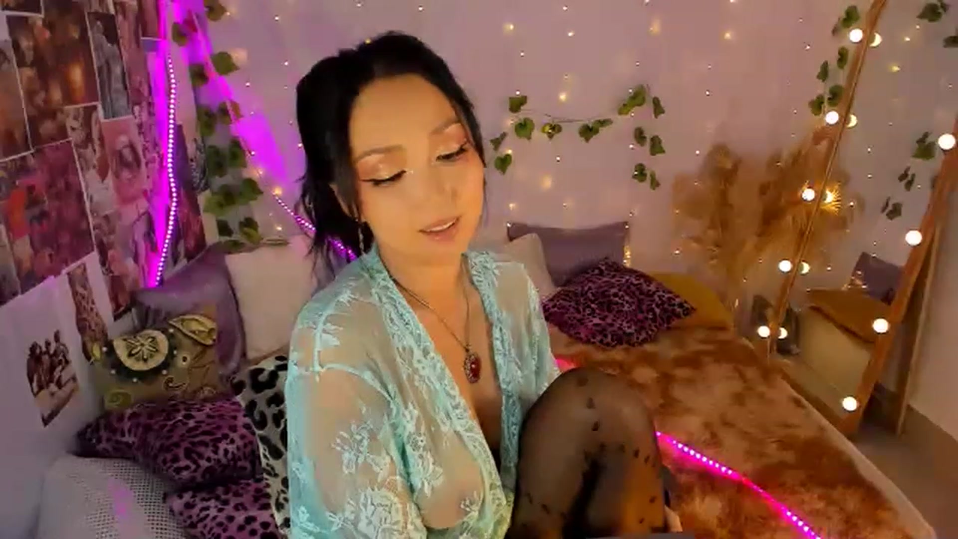 Gallery image thumbnail from Awesome__Jane's myfreecams stream on, 03/27/2023, 10:34 image 8 of 20