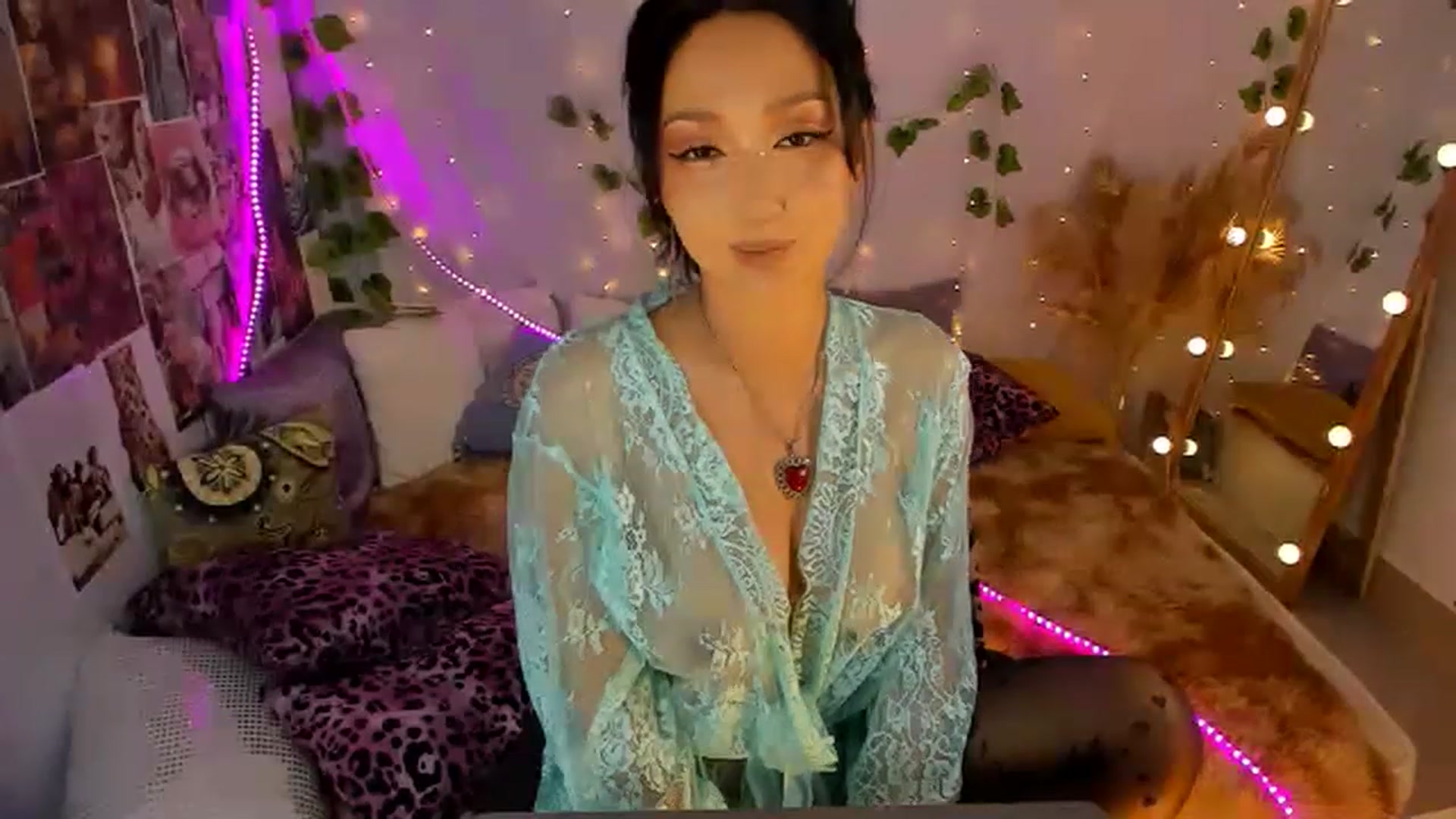 Gallery image thumbnail from Awesome__Jane's myfreecams stream on, 03/27/2023, 10:34 image 9 of 20