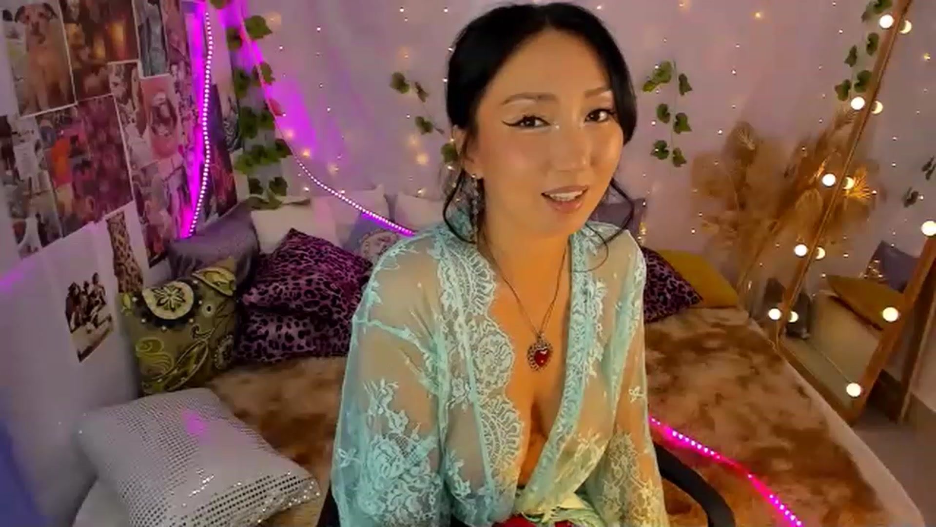 Gallery image thumbnail from Awesome__Jane's myfreecams stream on, 03/28/2023, 17:51 image 12 of 20