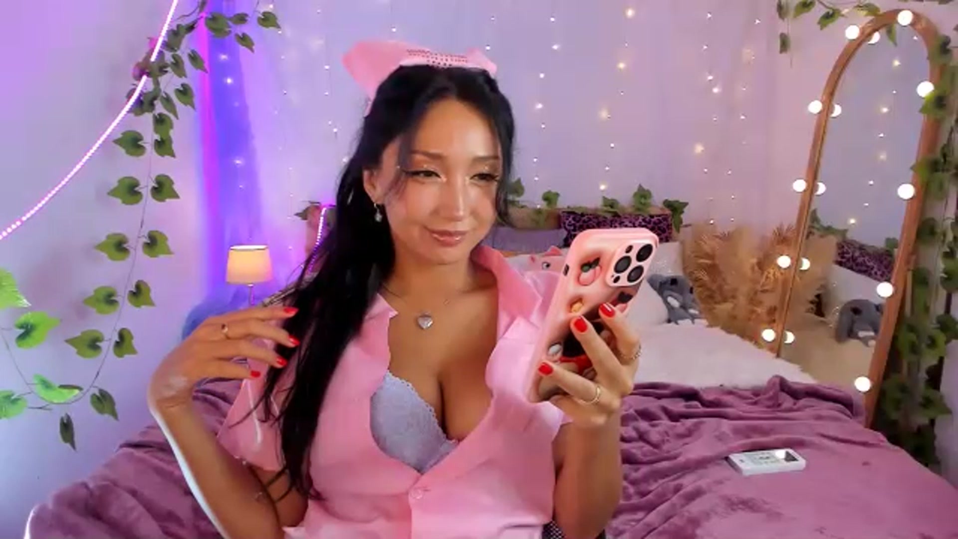 Gallery image thumbnail from Awesome__Jane's myfreecams stream on, 07/09/2023, 18:30 image 8 of 20