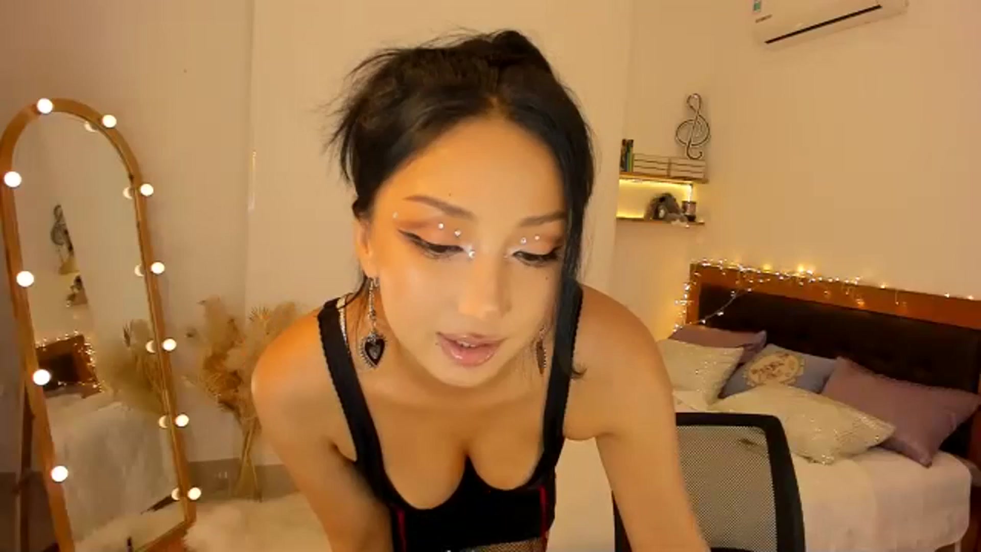 Gallery image thumbnail from Awesome__Jane's myfreecams stream on, 09/29/2023, 19:18 image 1 of 20