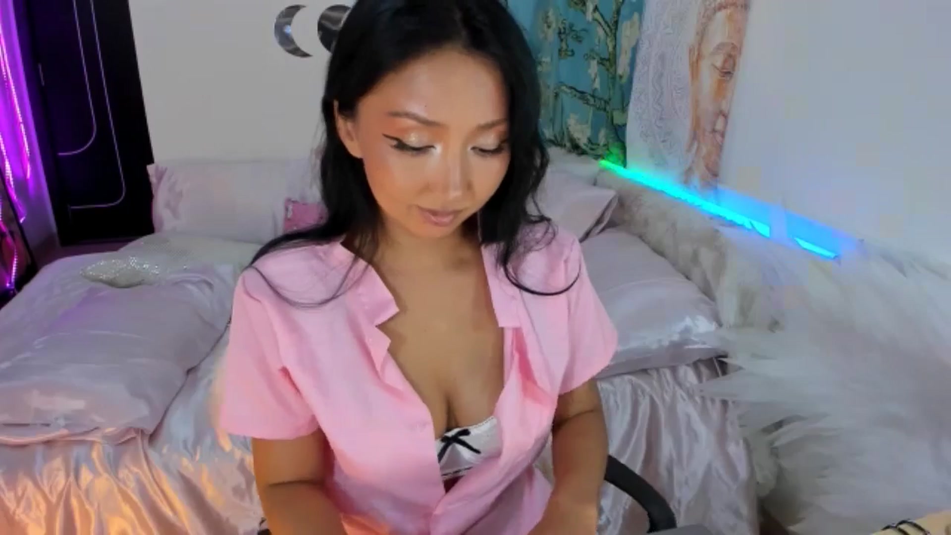 Gallery image thumbnail from Awesome__Jane's myfreecams stream on, 11/13/2024, 10:10 image 11 of 20