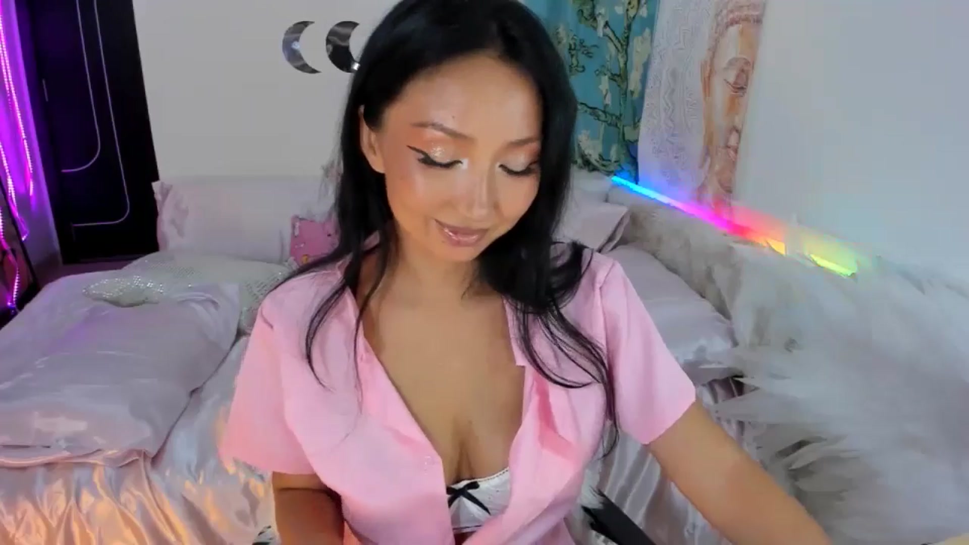 Gallery image thumbnail from Awesome__Jane's myfreecams stream on, 11/13/2024, 10:10 image 2 of 20