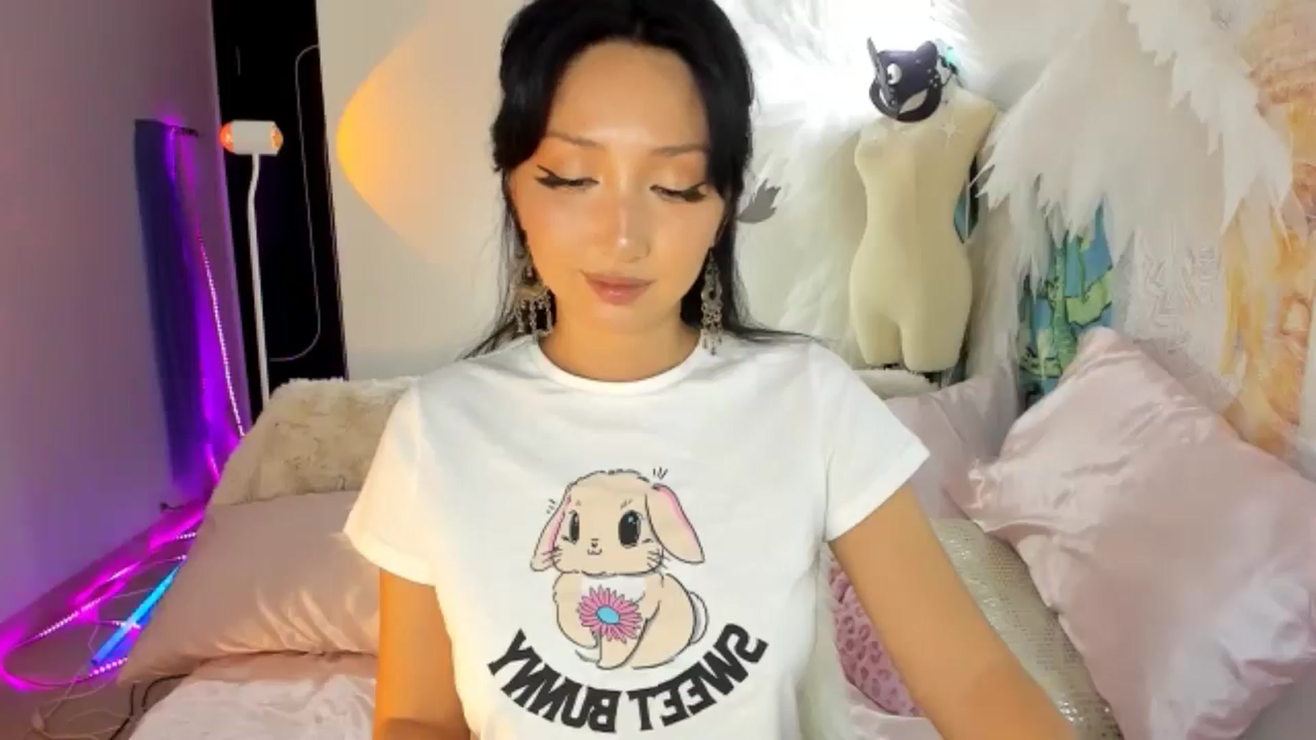 Gallery image thumbnail from Awesome__Jane's myfreecams stream on, 01/30/2025, 16:36 image 14 of 20