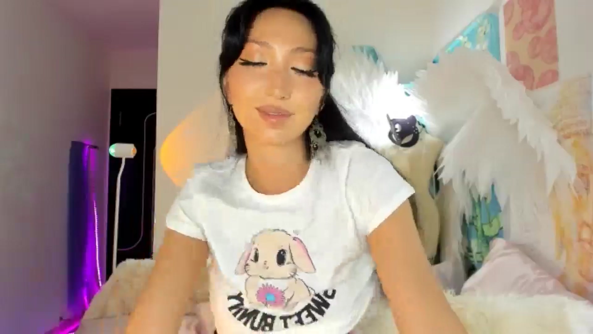 Gallery image thumbnail from Awesome__Jane's myfreecams stream on, 01/30/2025, 16:36 image 6 of 20