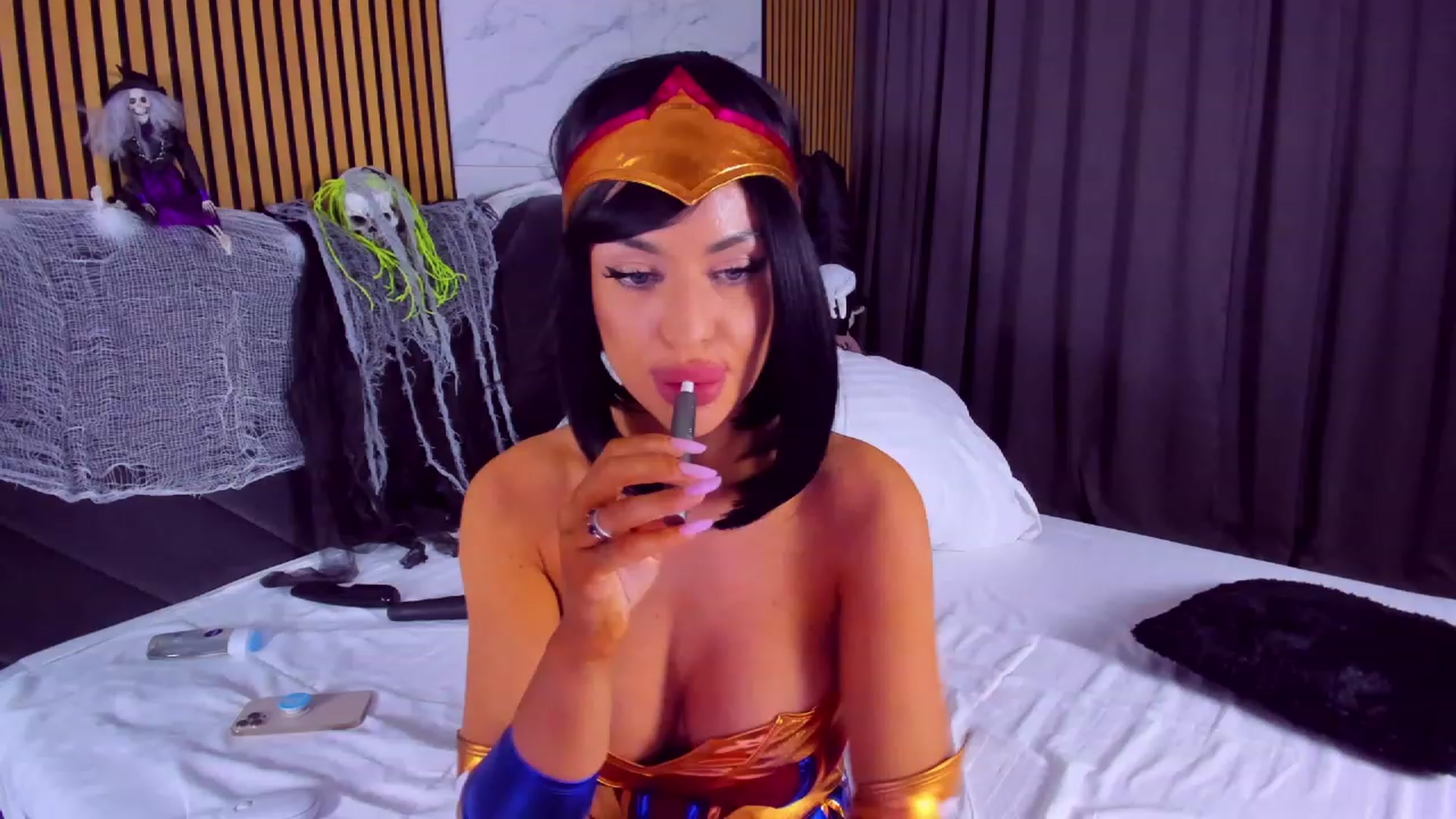 Gallery image thumbnail from AwwwElla's myfreecams stream on, 10/31/2023, 07:57 image 19 of 20