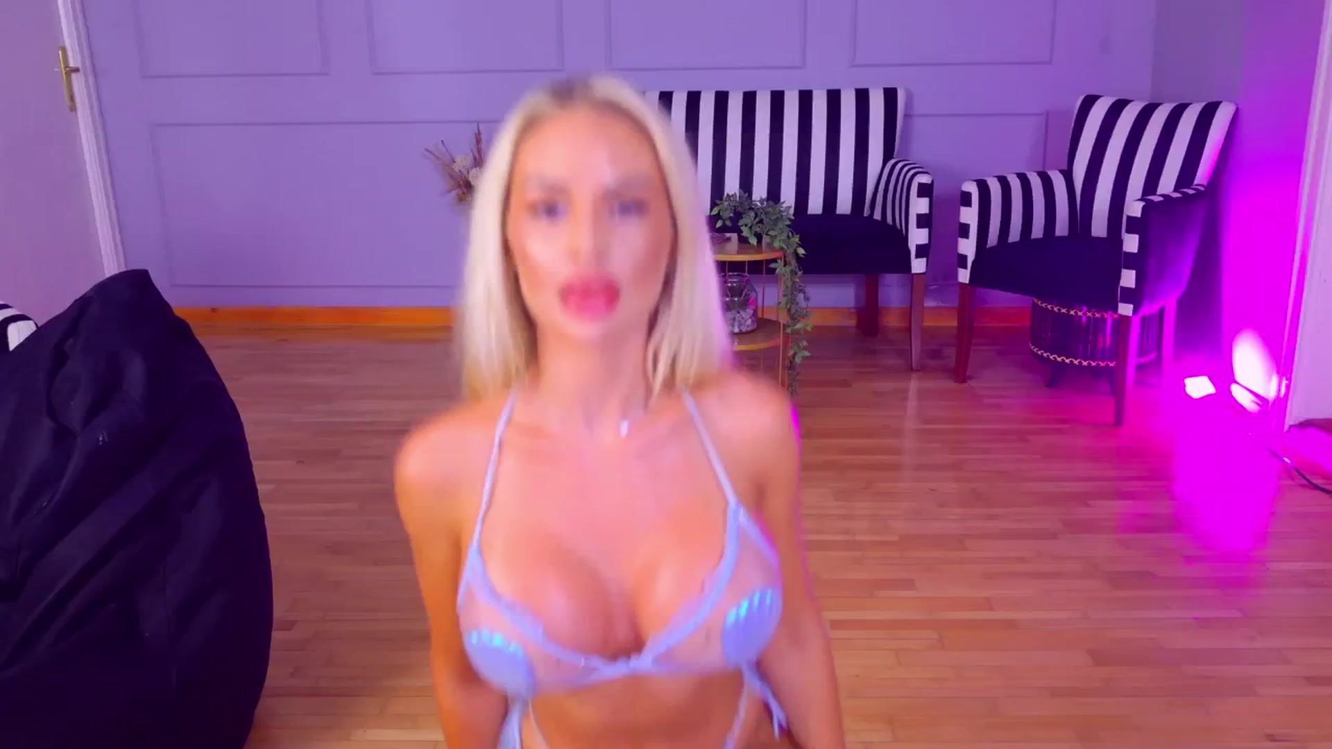 Gallery image thumbnail from AwwwElla's myfreecams stream on, 08/02/2024, 08:07 image 6 of 20