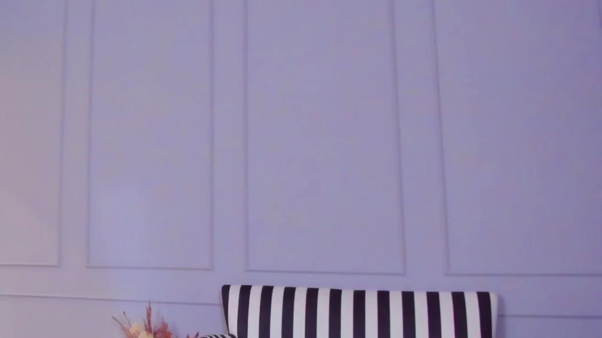 Gallery image thumbnail from AwwwElla's myfreecams stream on, 08/15/2024, 07:36 image 8 of 20