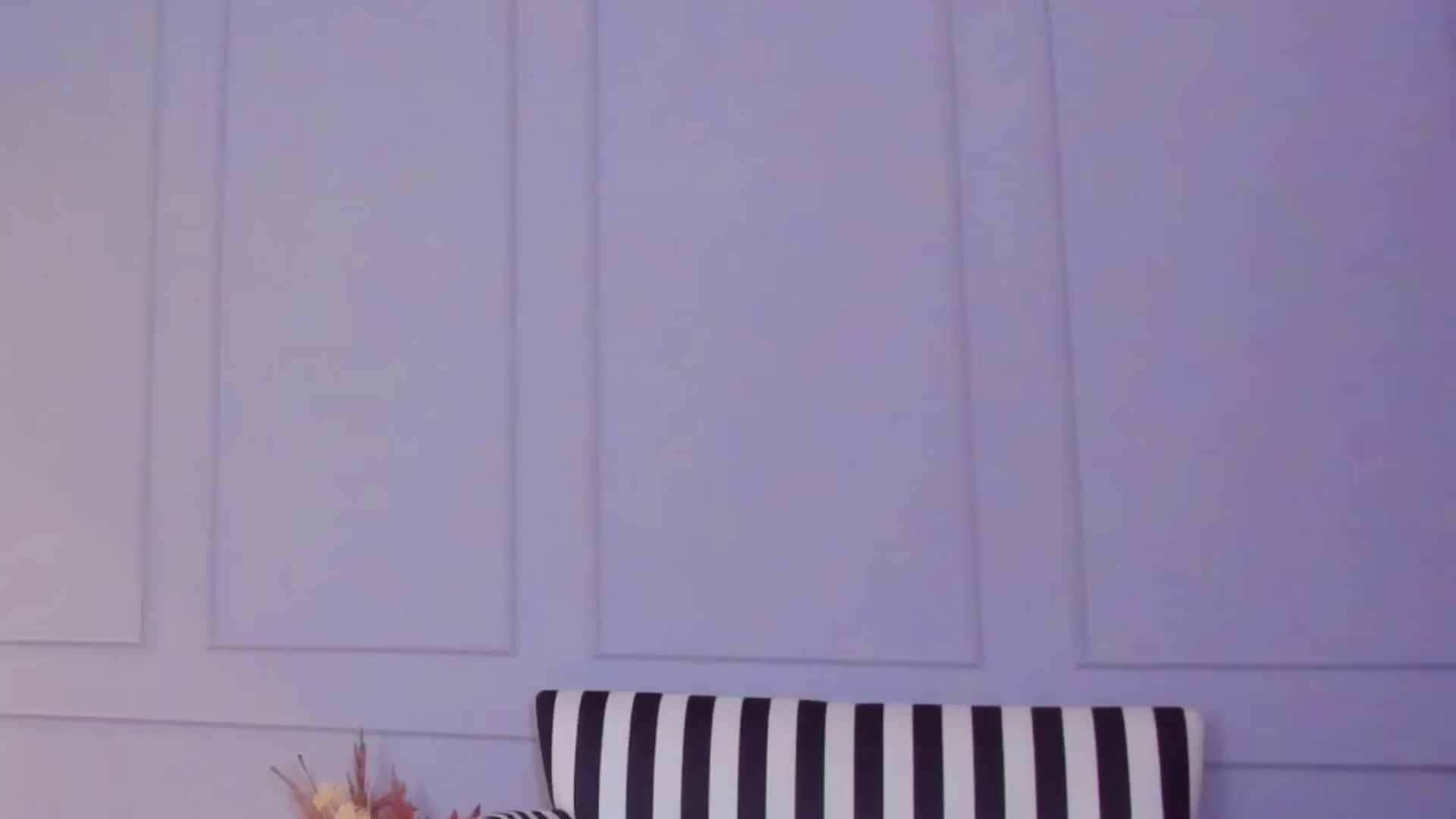 Gallery image thumbnail from AwwwElla's myfreecams stream on, 08/15/2024, 07:36 image 5 of 20