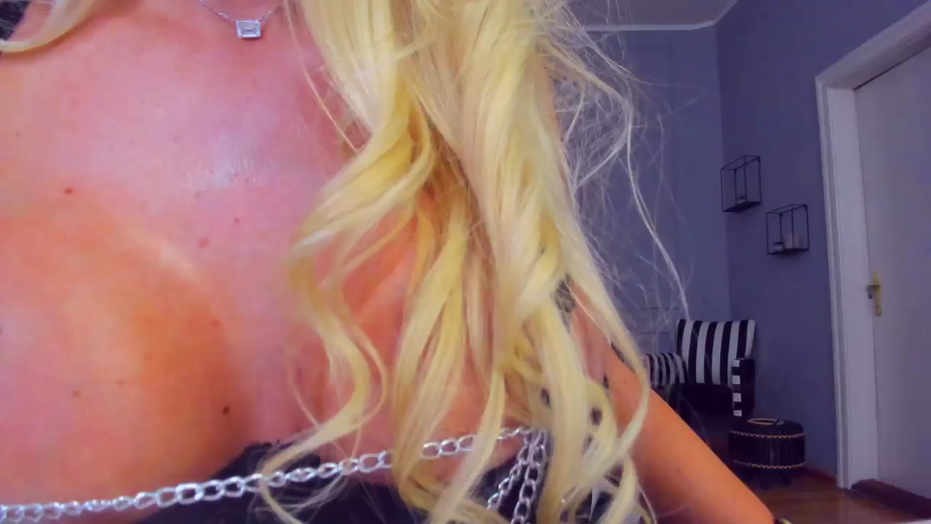 Gallery image thumbnail from AwwwElla's myfreecams stream on, 02/13/2025, 09:55 image 15 of 20