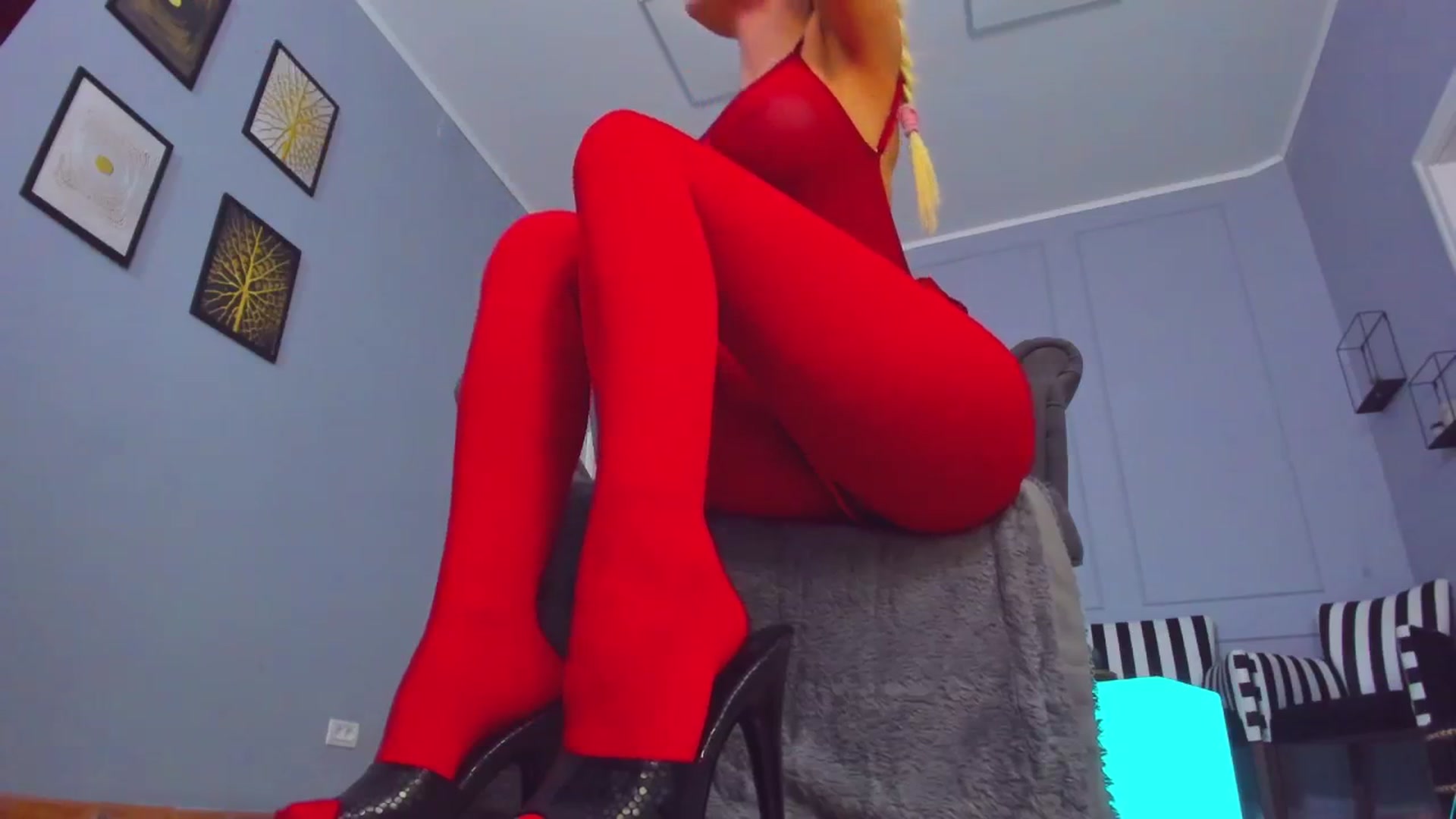 Gallery image thumbnail from AwwwElla's myfreecams stream on, 02/24/2025, 10:10 image 8 of 20