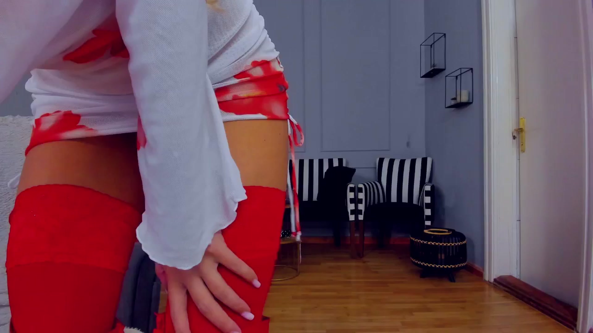 Gallery image thumbnail from AwwwElla's myfreecams stream on, 08/23/2025, 07:44 image 4 of 20