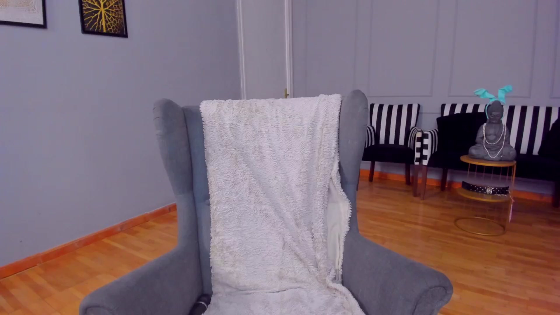 Gallery image thumbnail from AwwwElla's myfreecams stream on, 08/28/2025, 05:36 image 19 of 20