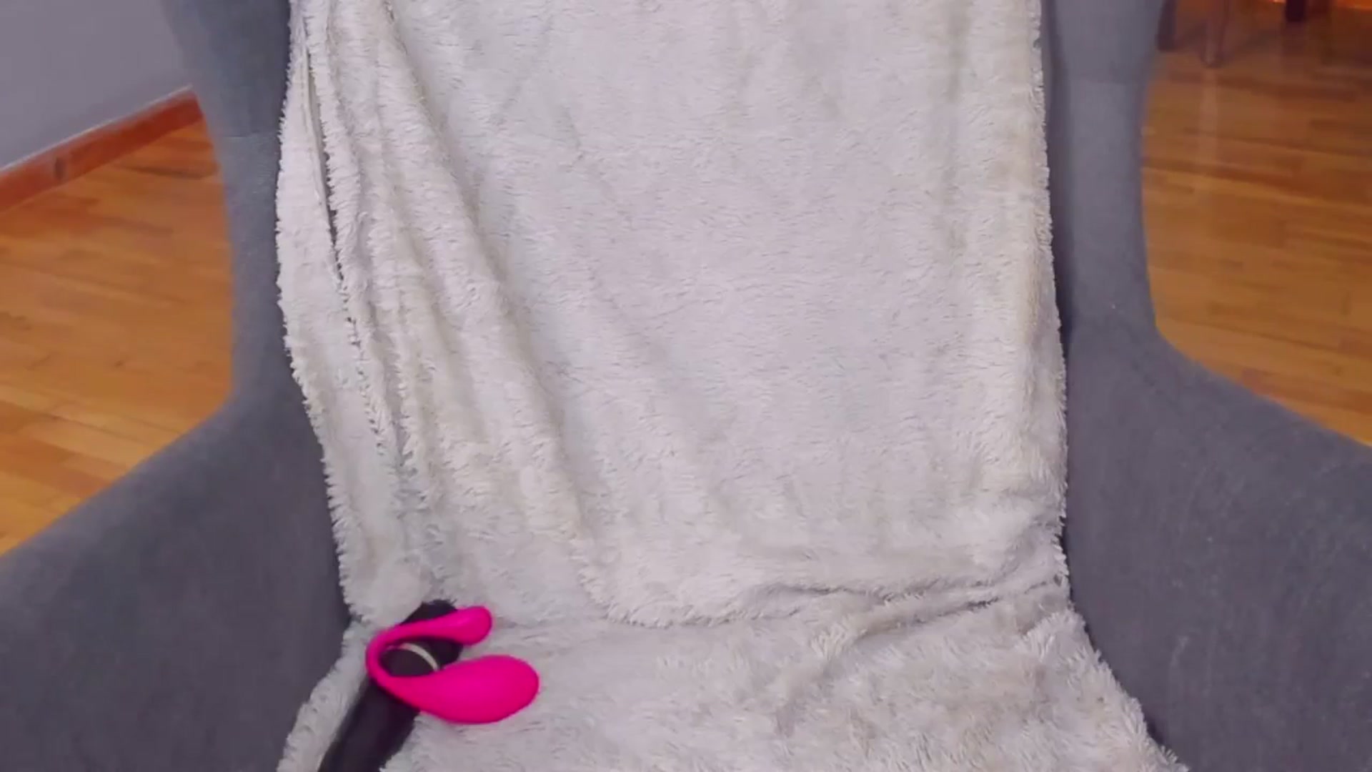 Gallery image thumbnail from AwwwElla's myfreecams stream on, 09/20/2025, 06:54 image 15 of 20