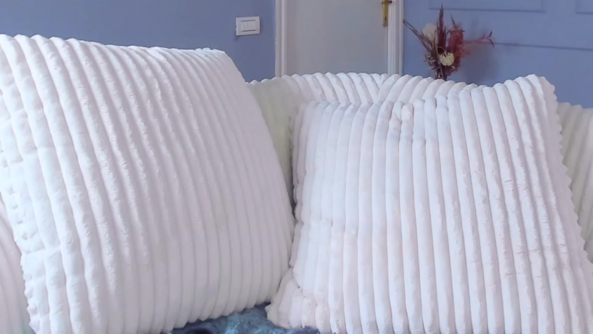 Gallery image thumbnail from AwwwElla's myfreecams stream on, 11/15/2025, 10:59 image 3 of 20
