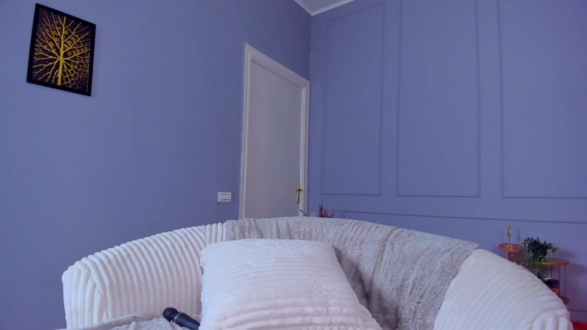 Gallery image thumbnail from AwwwElla's myfreecams stream on, 02/16/2026, 10:40 image 3 of 20
