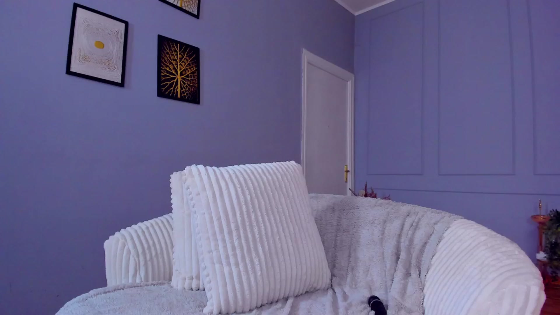 Gallery image thumbnail from AwwwElla's myfreecams stream on, 03/02/2026, 10:40 image 2 of 20