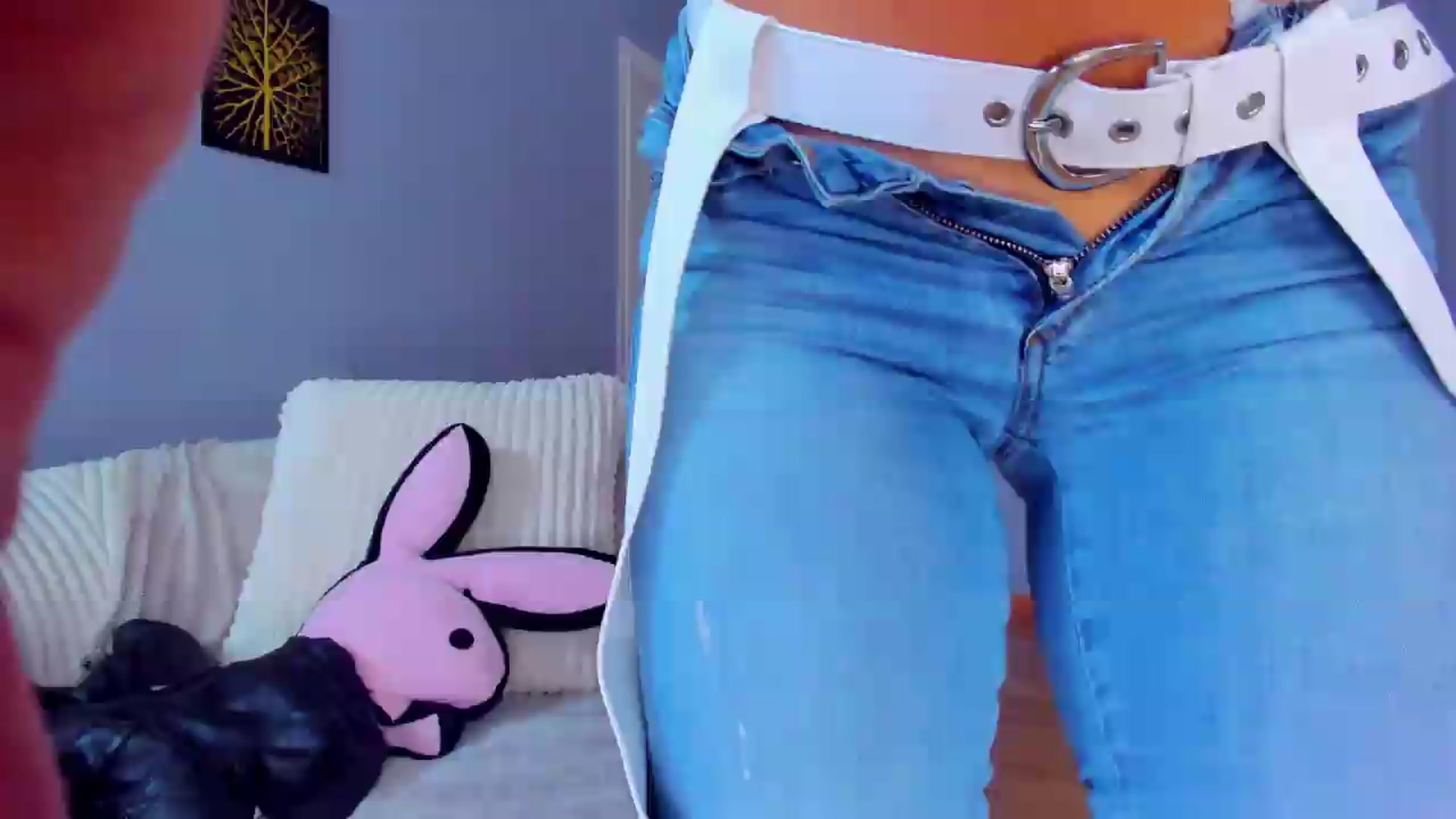 Gallery image thumbnail from AwwwElla's myfreecams stream on, 05/24/2026, 05:53 image 9 of 20