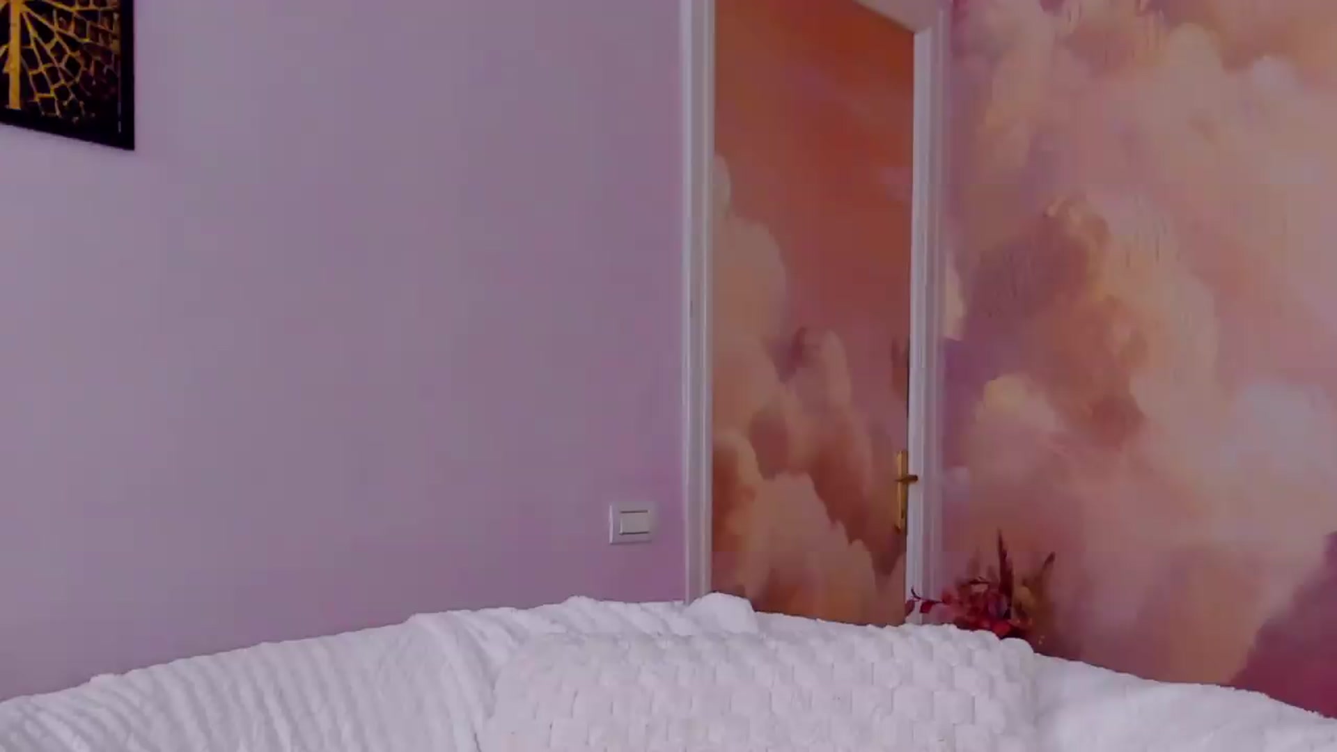 Gallery image thumbnail from AwwwElla's myfreecams stream on, 06/21/2026, 06:31 image 4 of 20
