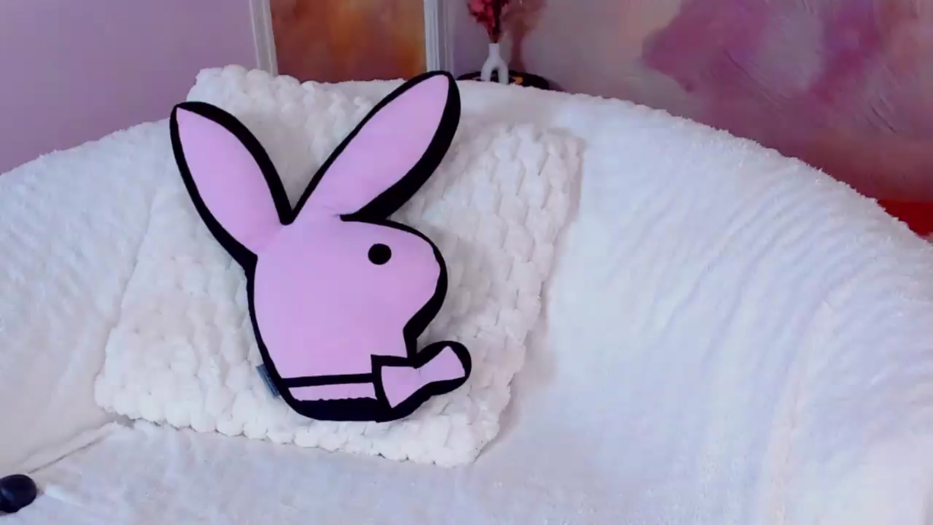 Gallery image thumbnail from AwwwElla's myfreecams stream on, 07/26/2026, 10:37 image 18 of 20