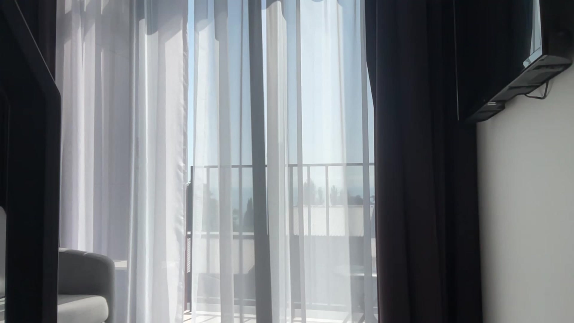 Gallery image thumbnail from AwwwSellena's myfreecams stream on, 05/31/2023, 12:02 image 6 of 20