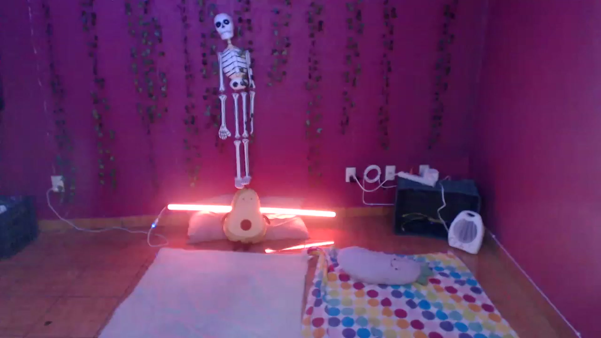 Gallery image thumbnail from AxeHallow's myfreecams stream on, 12/15/2022, 02:28 image 17 of 20