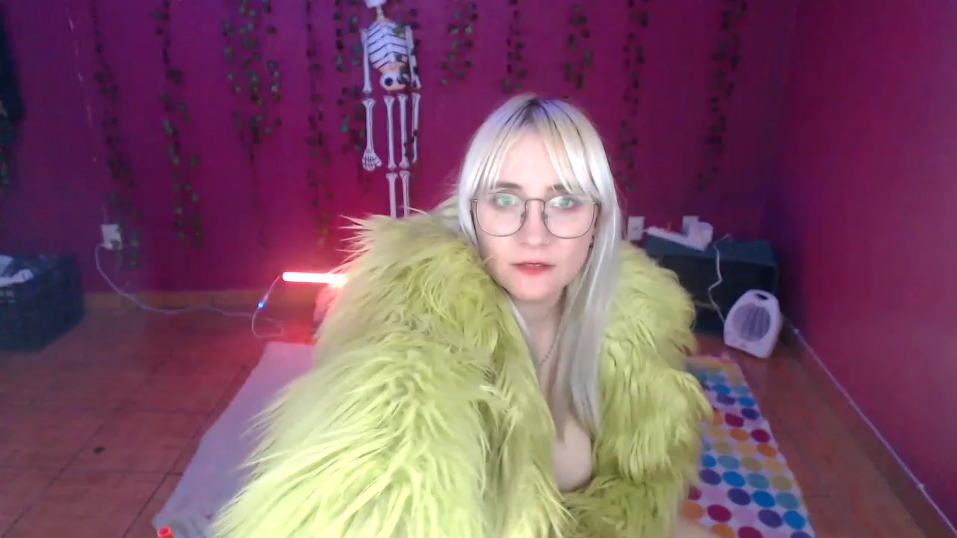 Gallery image thumbnail from AxeHallow's myfreecams stream on, 12/15/2022, 04:57 image 9 of 20