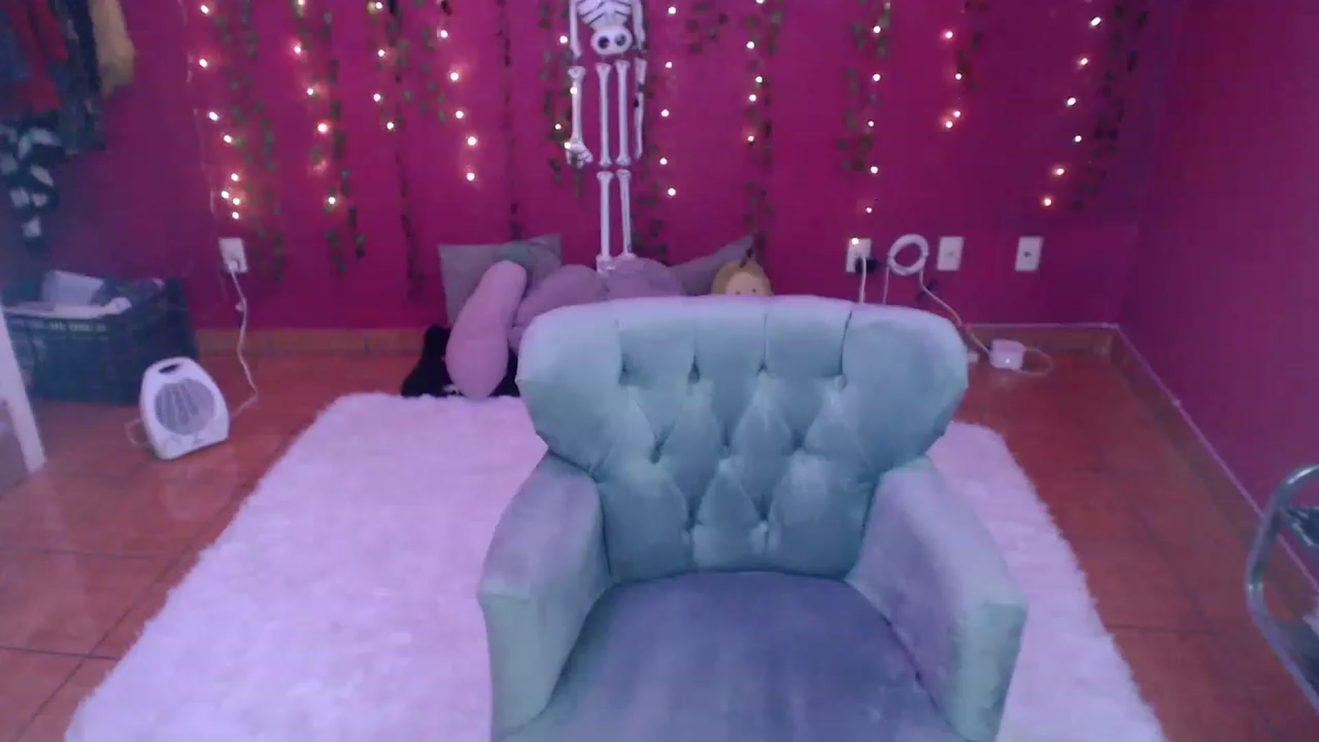 Gallery image thumbnail from AxeHallow's myfreecams stream on, 01/09/2023, 04:22 image 12 of 20