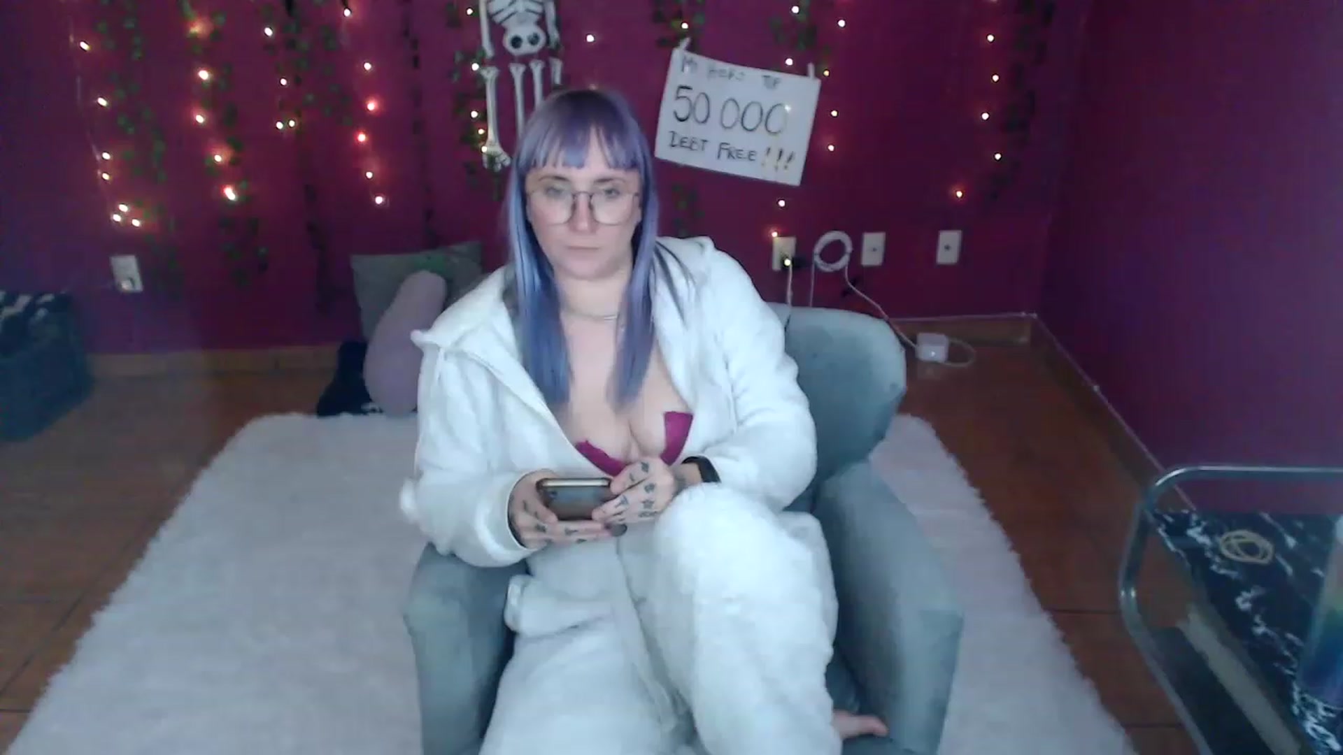 Gallery image thumbnail from AxeHallow's myfreecams stream on, 01/19/2023, 03:39 image 11 of 20