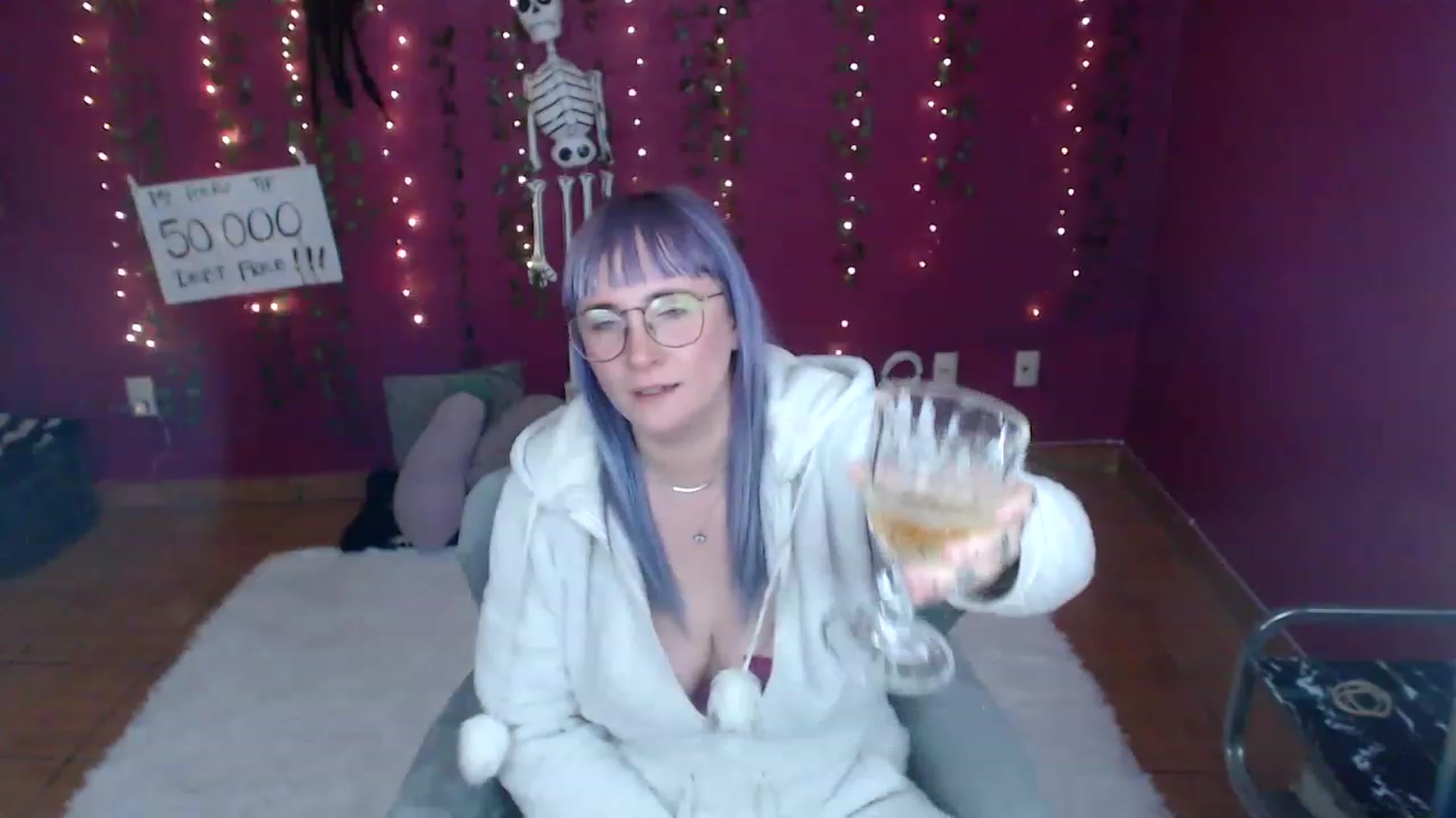 Gallery image thumbnail from AxeHallow's myfreecams stream on, 01/19/2023, 03:39 image 19 of 20