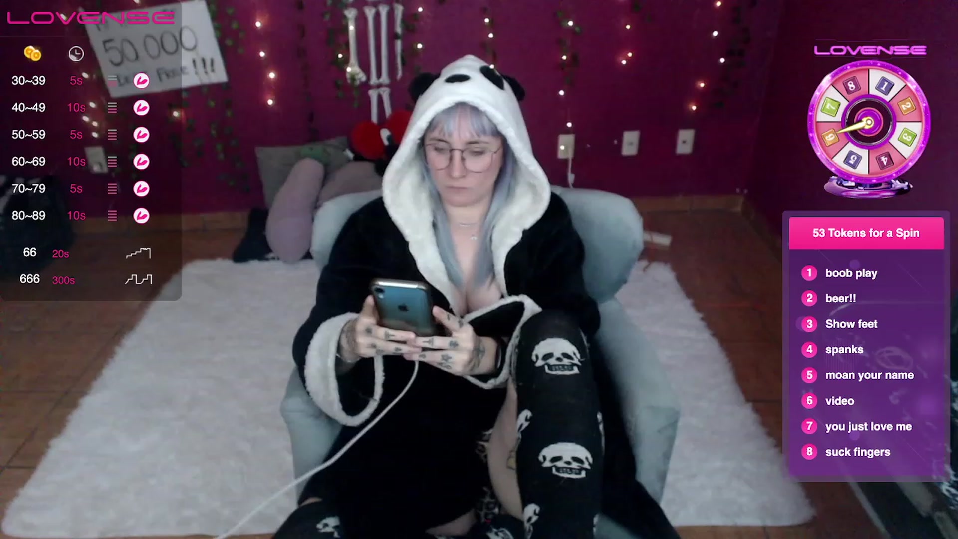 Gallery image thumbnail from AxeHallow's myfreecams stream on, 01/27/2023, 04:15 image 14 of 20