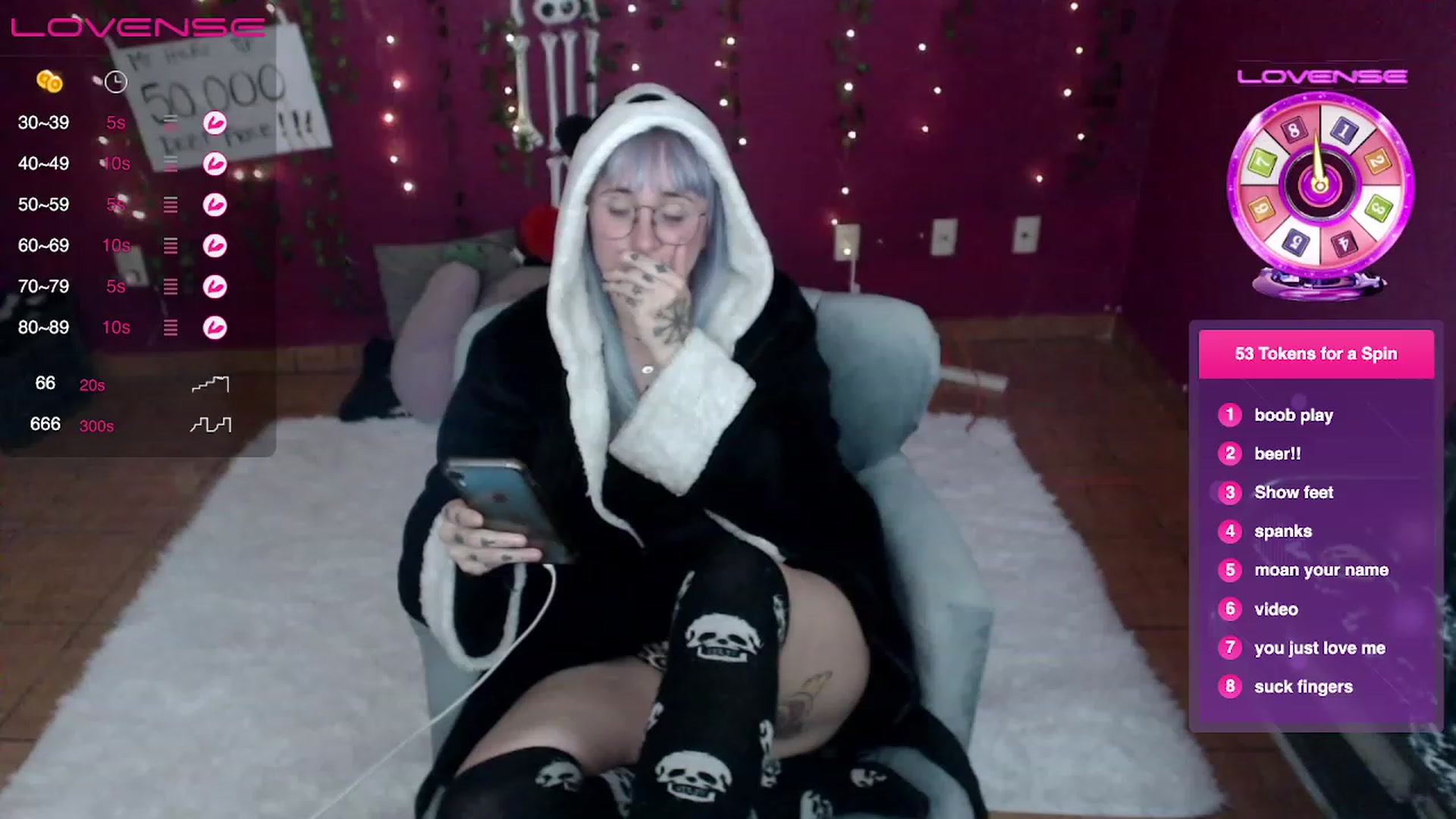 Gallery image thumbnail from AxeHallow's myfreecams stream on, 01/27/2023, 04:15 image 8 of 20