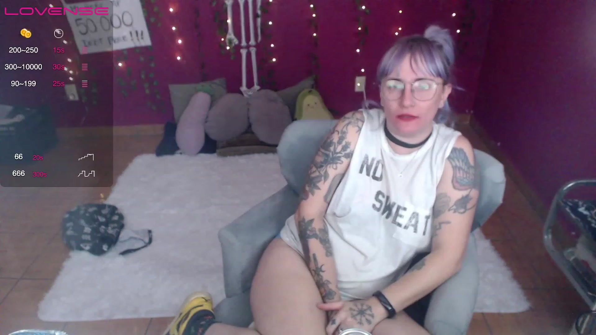 Gallery image thumbnail from AxeHallow's myfreecams stream on, 02/13/2023, 08:11 image 12 of 20