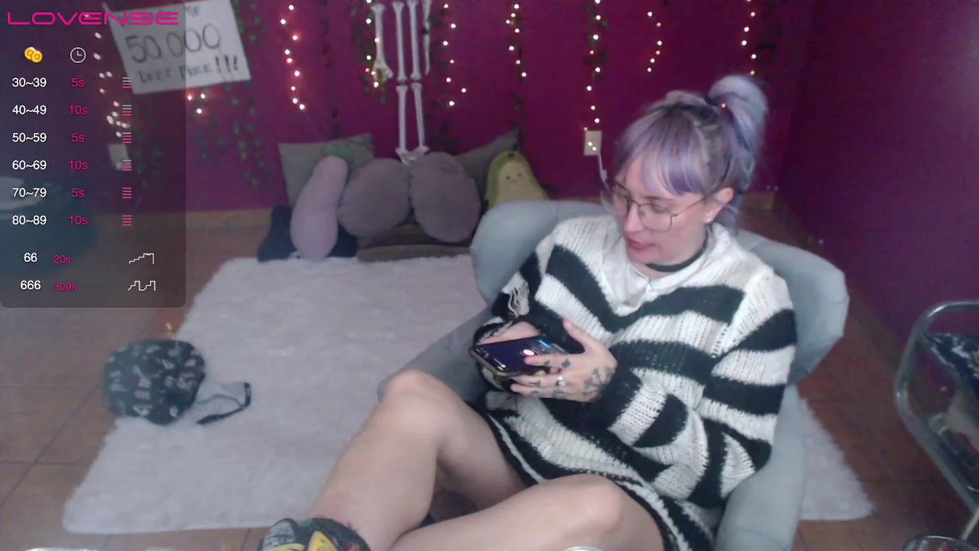 Gallery image thumbnail from AxeHallow's myfreecams stream on, 02/13/2023, 08:11 image 15 of 20