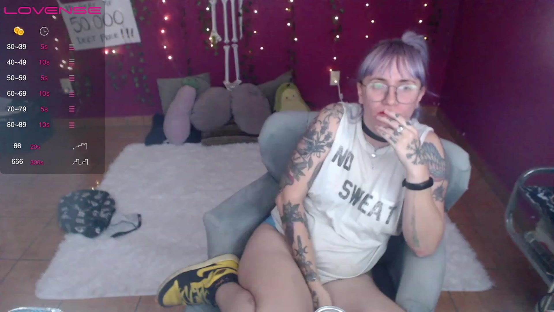 Gallery image thumbnail from AxeHallow's myfreecams stream on, 02/13/2023, 08:11 image 5 of 20