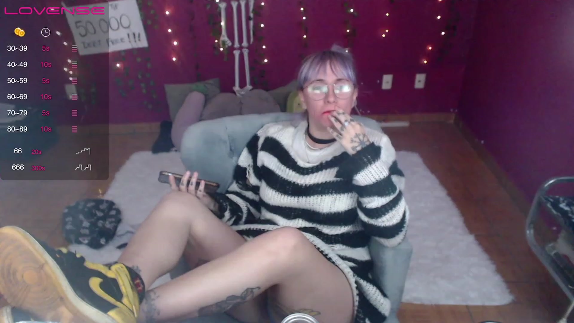 Gallery image thumbnail from AxeHallow's myfreecams stream on, 02/13/2023, 08:11 image 19 of 20