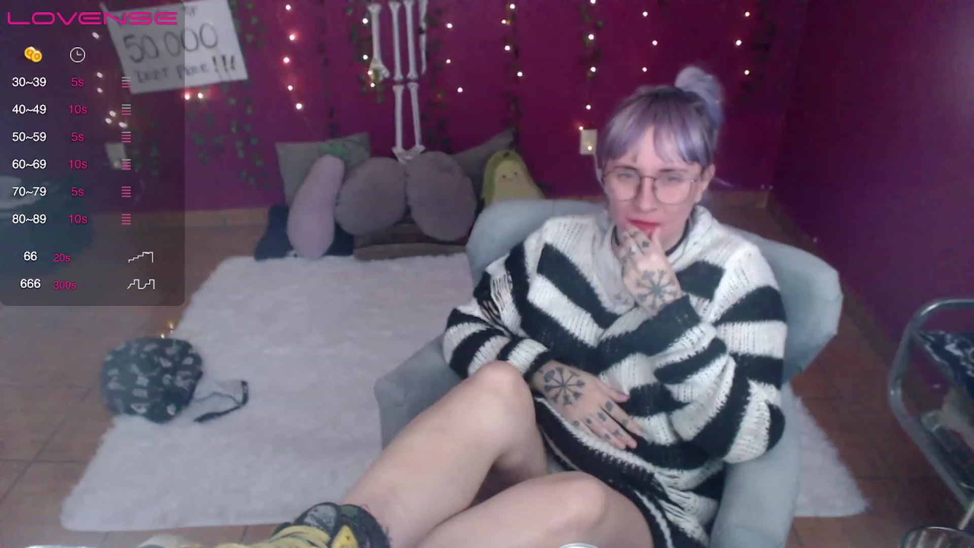 Gallery image thumbnail from AxeHallow's myfreecams stream on, 02/13/2023, 08:11 image 14 of 20